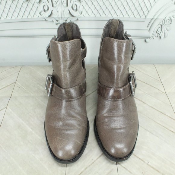 *The Sak Brown Leather Back Zipper Buckled Low Heeled Booties Size - Picture 5 of 9